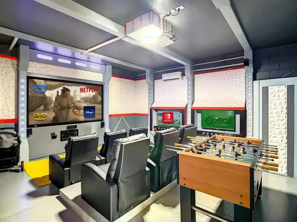 Magical Adv 5 Star Villa Movie Room Arcade Pool and More