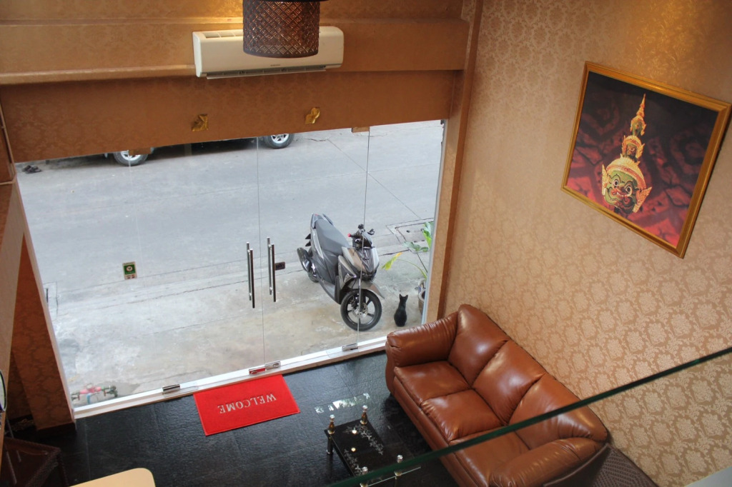 V30 Sukhumvit