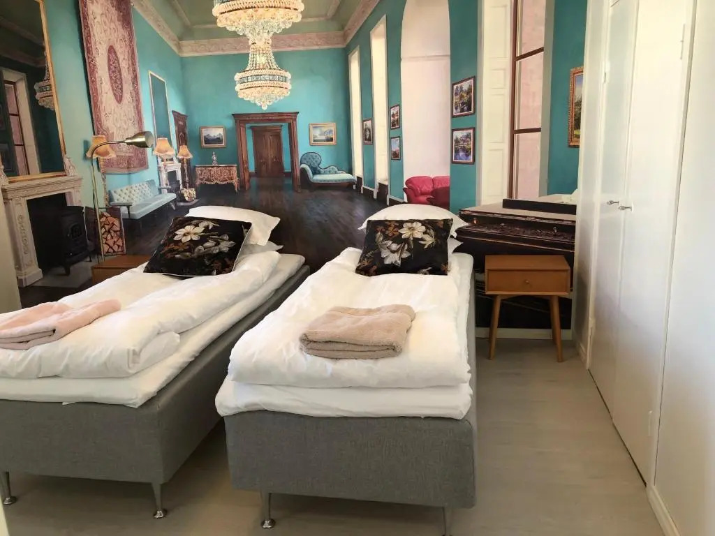Studio in the center with free private parking