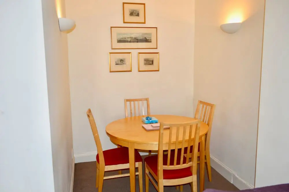 Cosy 1 Bedroom In Central Location