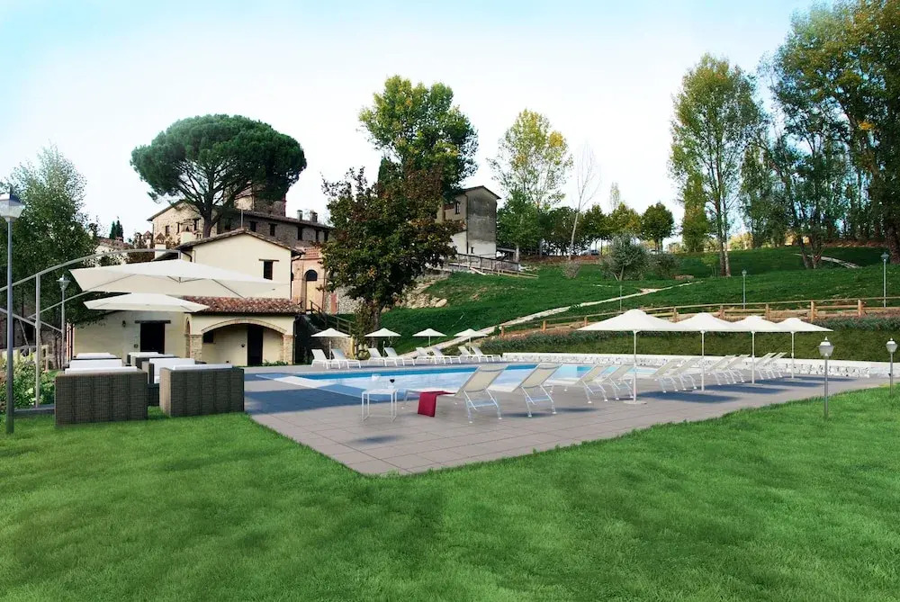 Pulciano Apartments