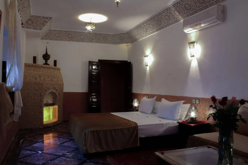 Le Pavillon Oriental