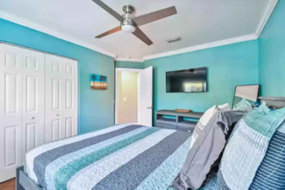 Spacious Coastal Home in St. Augustine Pool, Outdoor Oasis & Private Suite