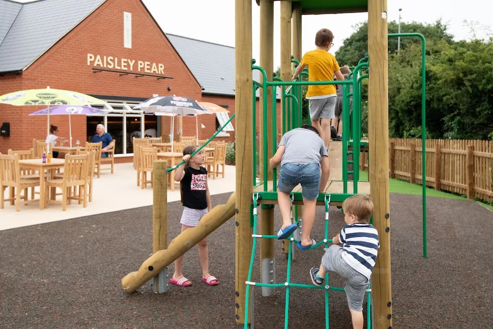 Paisley Pear, Brackley by Marstons Inns