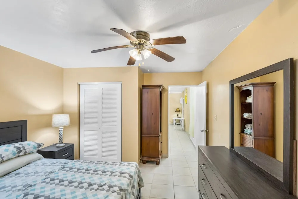 Yours For The Asking- Cozy, Caribbean, Condo 2 Bedroom Condo by RedAwning