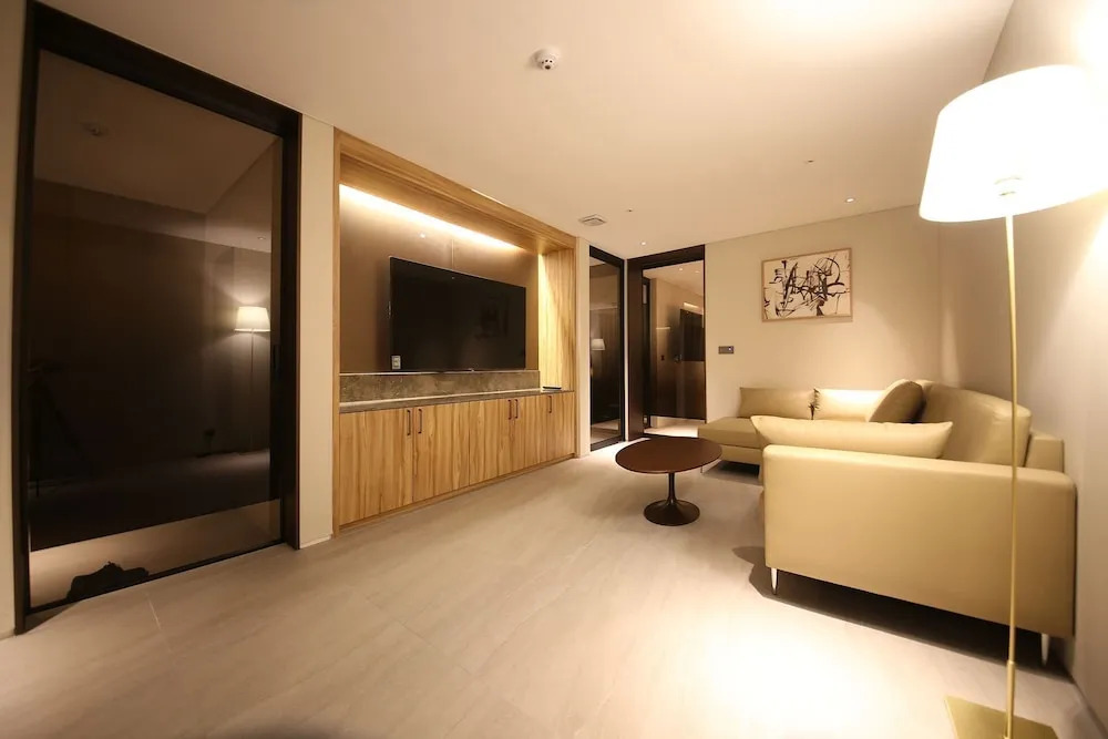Changwon Hotel True