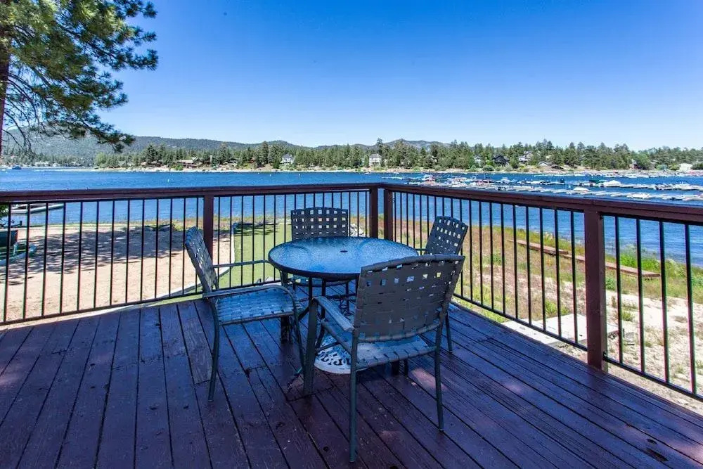 The Voges' Lake House