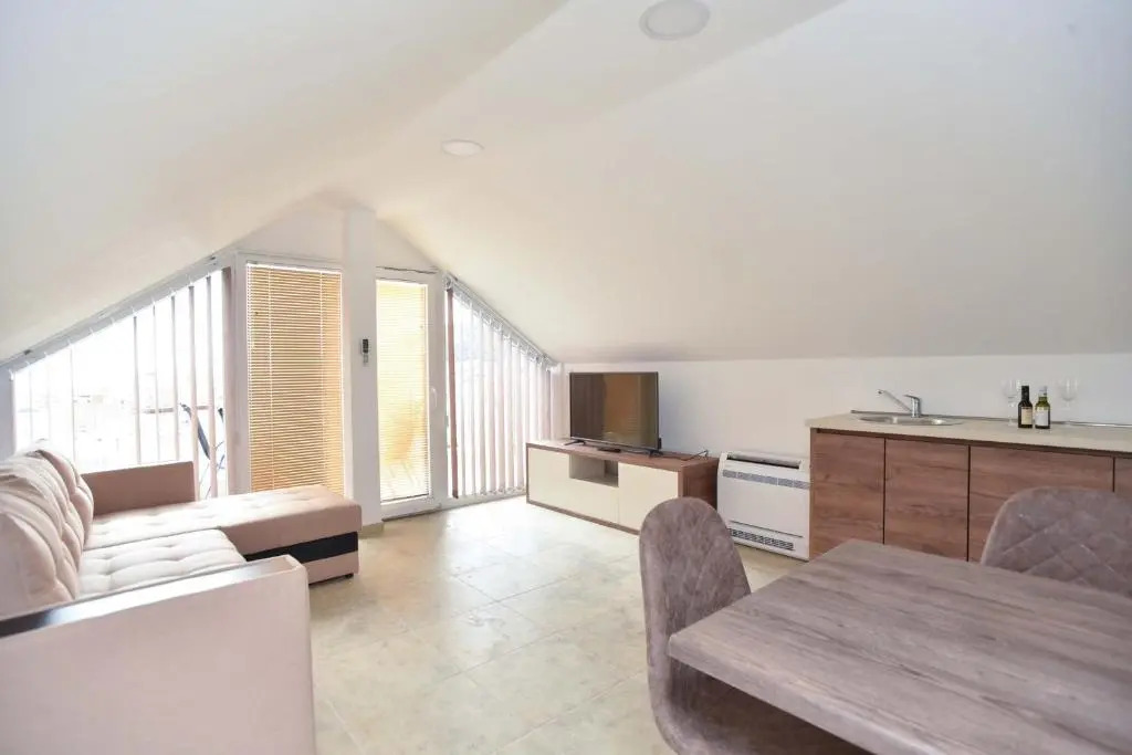 Apartment L Palace