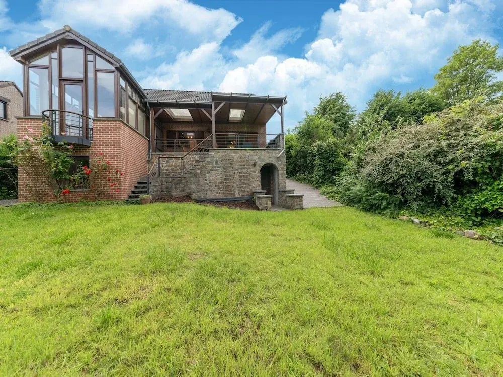 Magnificent Home in Tilf With Garden