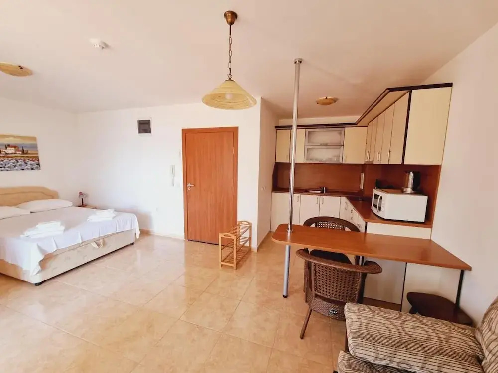 Etara 4 Apartments
