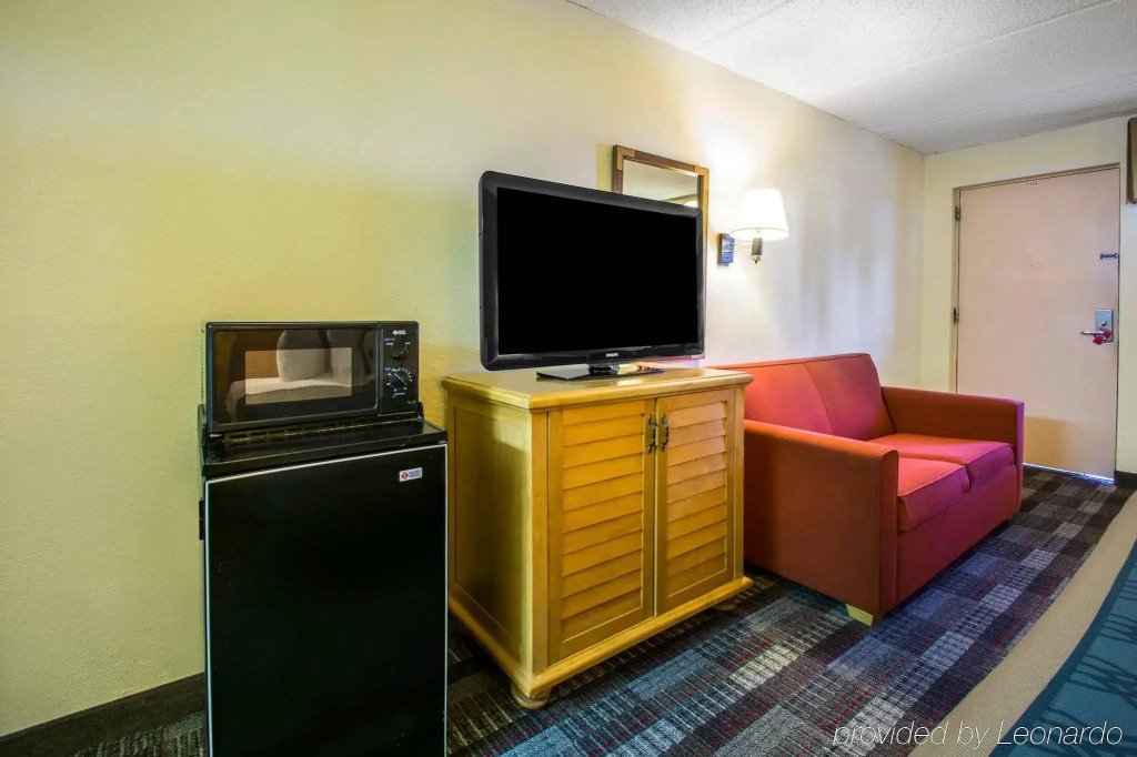 SureStay by Best Western Jacksonville Airport