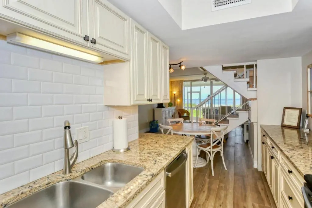 LaPlaya 102B-Directly on the beach with the warm Gulf waters waiting!