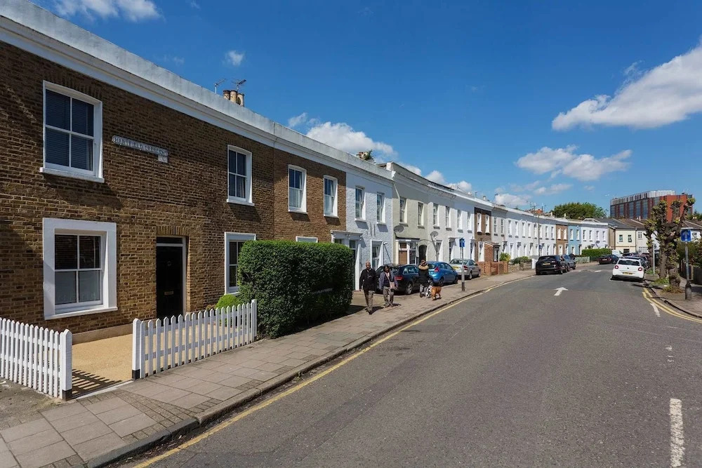 Hartfield Crescent