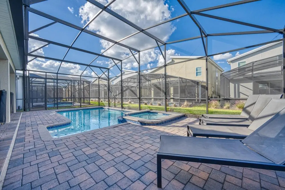 Family Paradise Space Themed Perfect Location