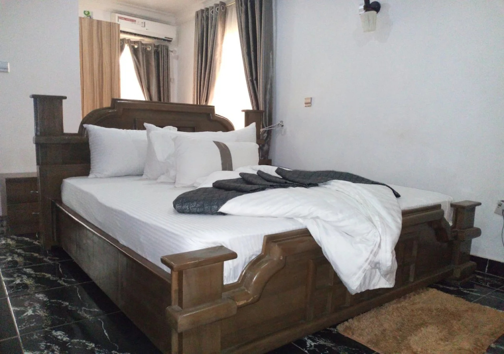 Mountain Top Lodge Hotel