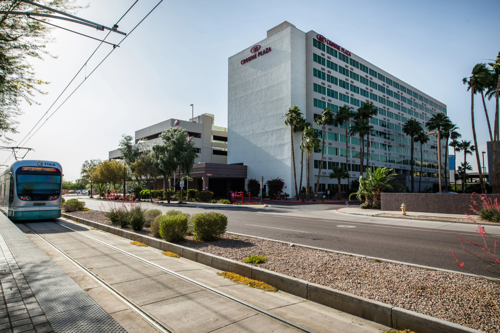 Crowne Plaza Phoenix Airport - PHX by IHG