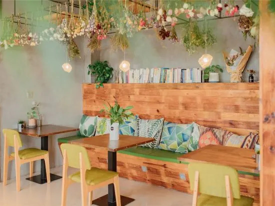 the Floral Lab