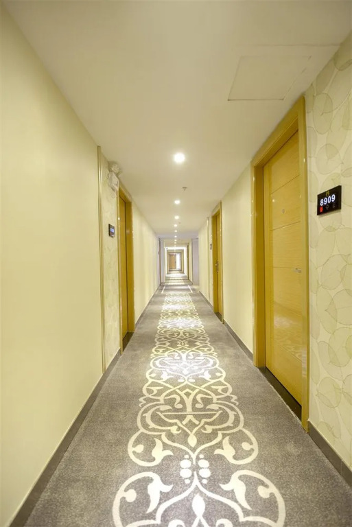 Minghong Hotel (Guangzhou Zhongshan Medical Dongshankou Metro Station)