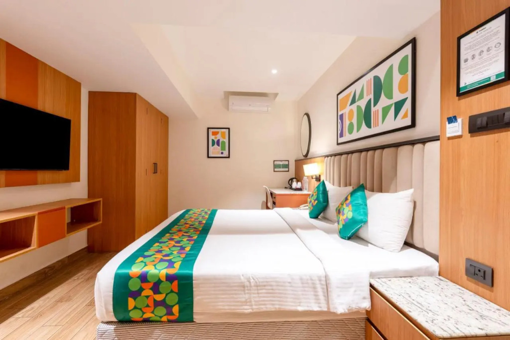 Treebo Premium Taara