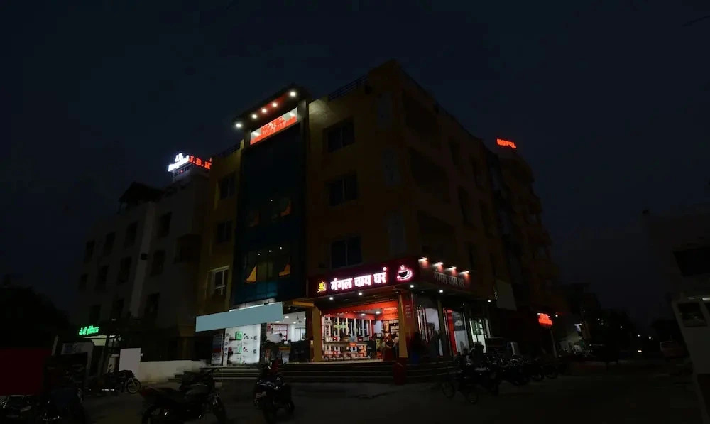 Treebo Trend Lavishka Palace Sector 6