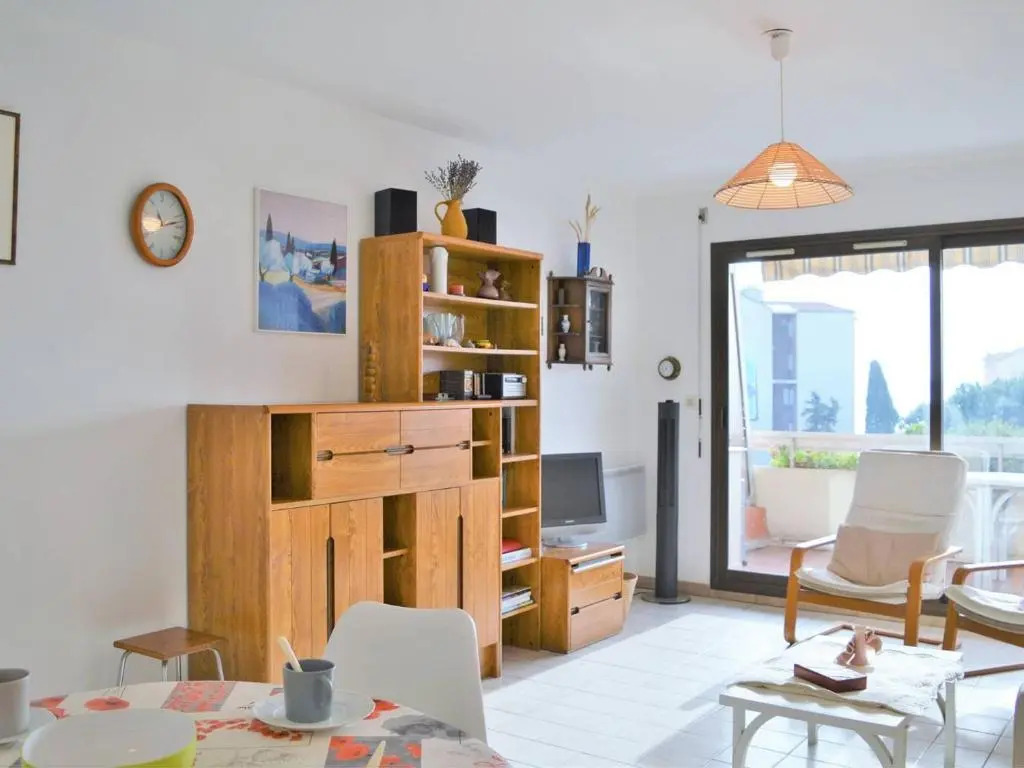 Appartement Le Lavandou, 2 pièces, 4 personnes - FR-1-251-212