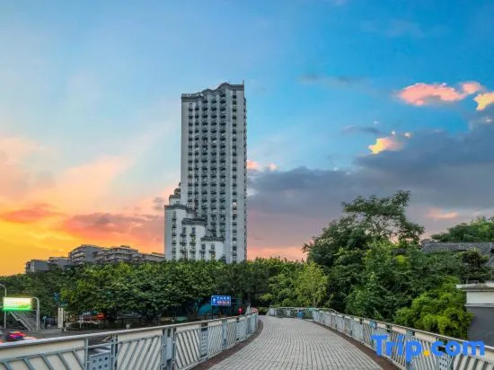 Nicesoe View Cloud Book House Hotel (Shangqing Temple Niujiaotuo Subway Station)