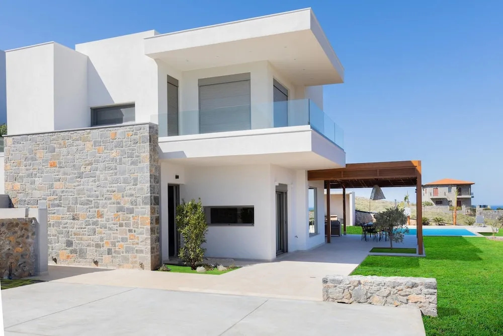 Luxury Villa U with private swimming pool