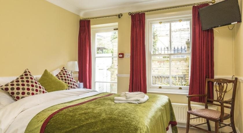The Gleneagles Guesthouse