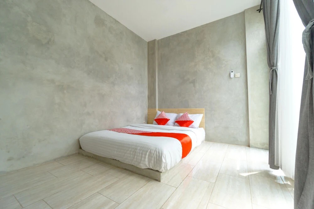Oyo 1645 Lot56