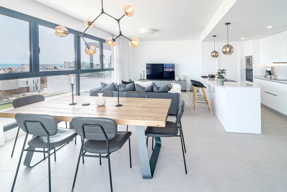 Lme10.3a - Bright Modern Flat With Amazing Terrace