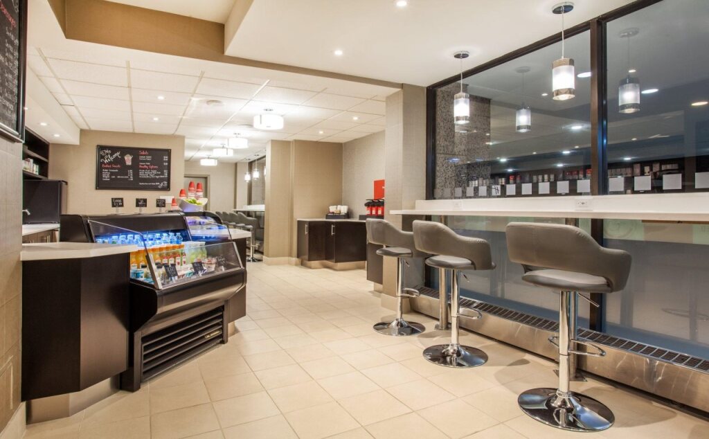 Holiday Inn Toronto International Airport by IHG
