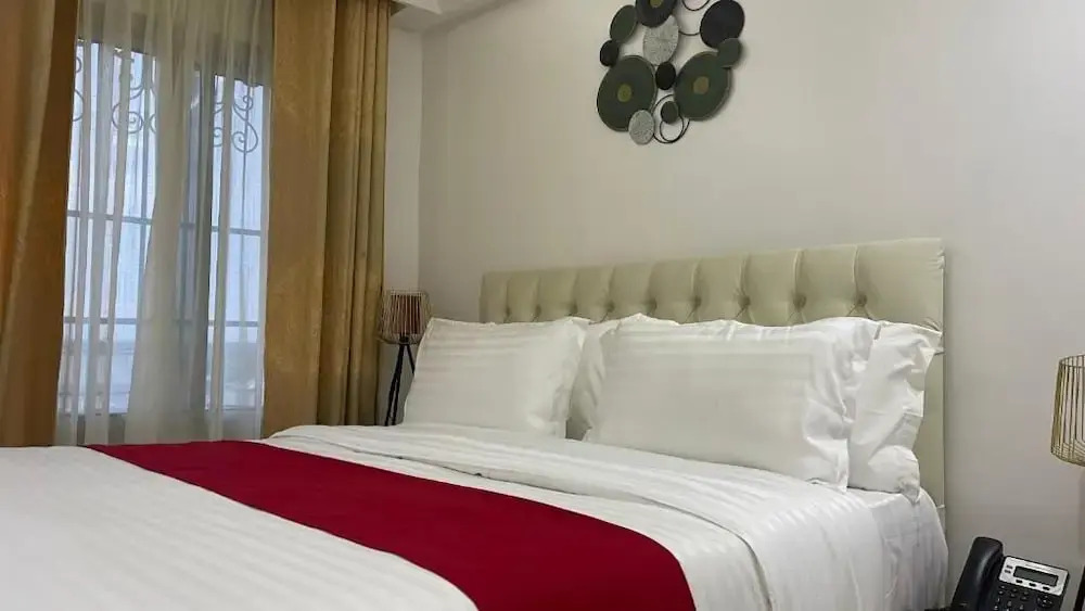 Saint James Marguerita Hotel Douala