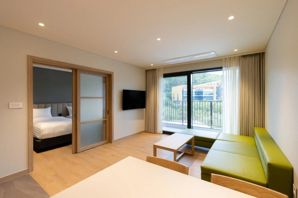 Sono Hotel