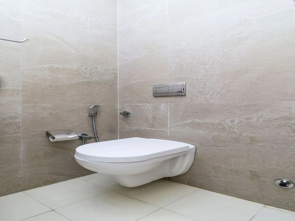 OYO 18377 Hotel New City Top