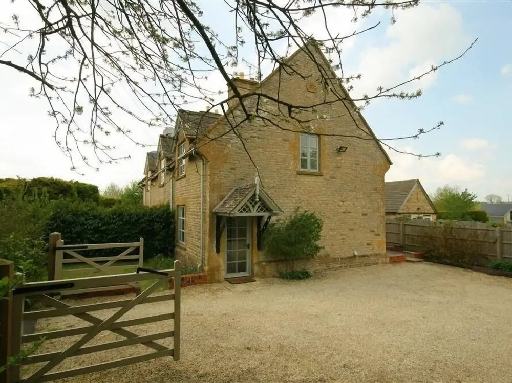 Honeysuckle Cottage