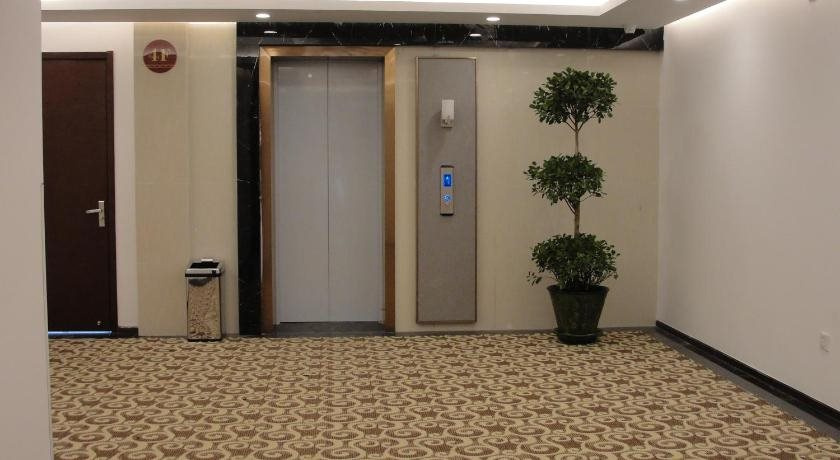 Royal Holiday Hotel