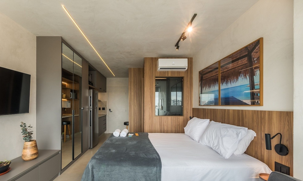 Studio With Balcony in Building With Pool Urb1406