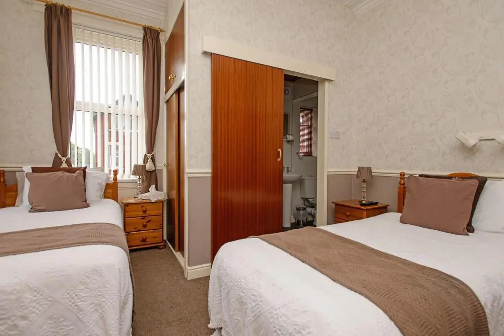 Cherry Grove Guest House