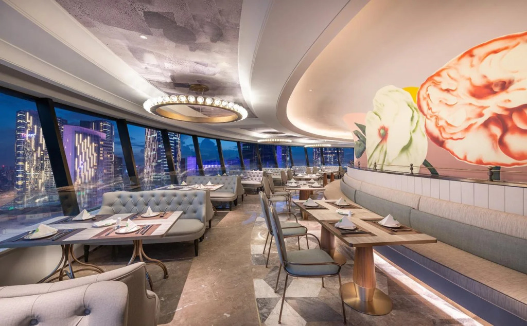 Mercure Chengdu Chunxi Taikoo Li -Walk to Pedestrian Street
