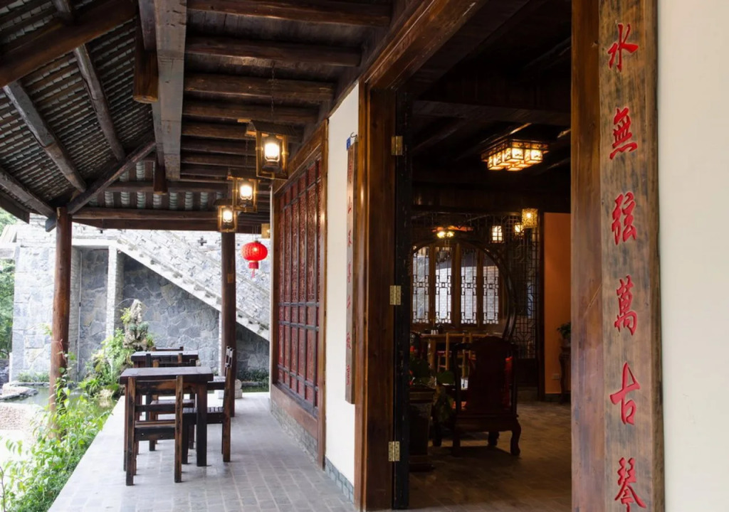 Yangshuo River Lodge Hotel--English speaking team&Swimming pool&Activties organized&Free pick up from Airport or TS over 3 nights