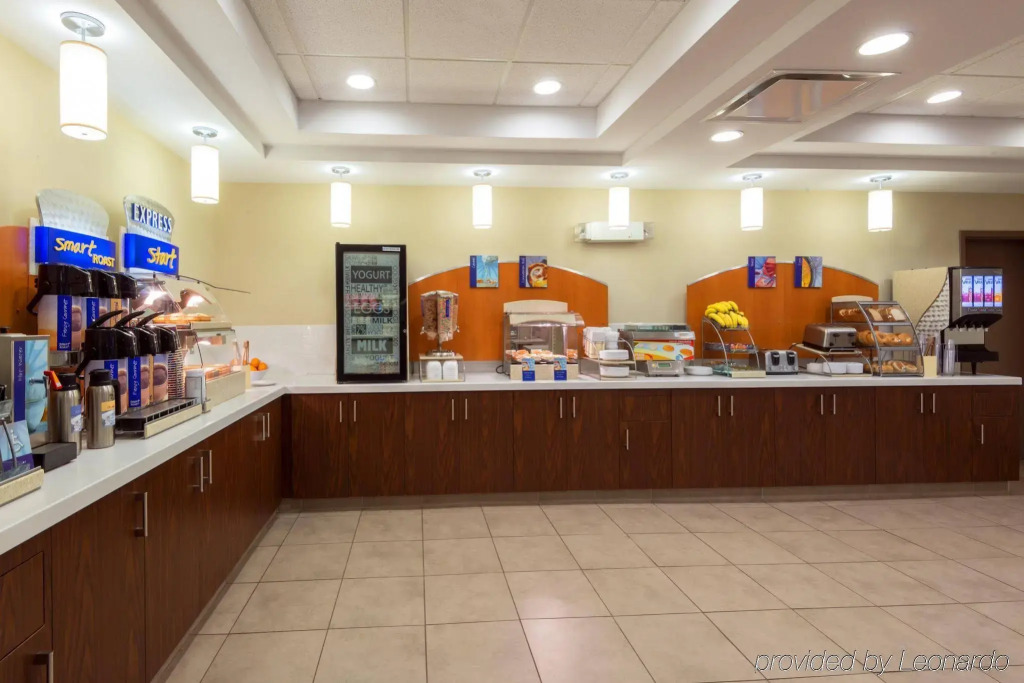 Deer Lake Horizon Hotel, BW Signature Collection