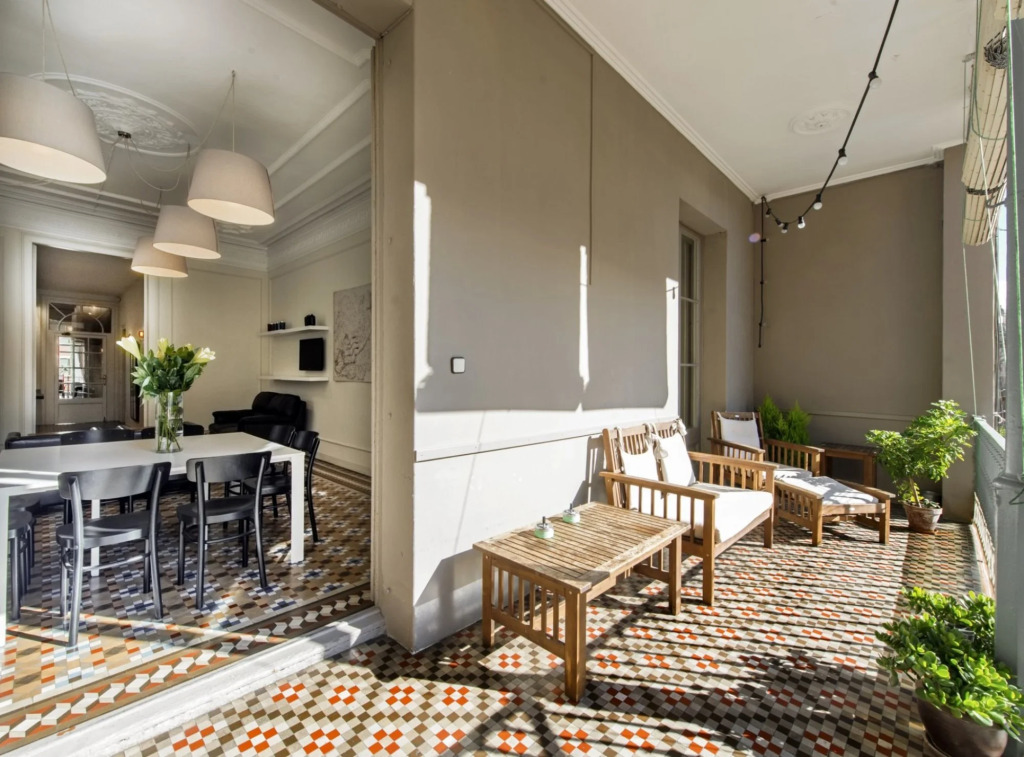 RAMBLA - Cozy Big Apartment
