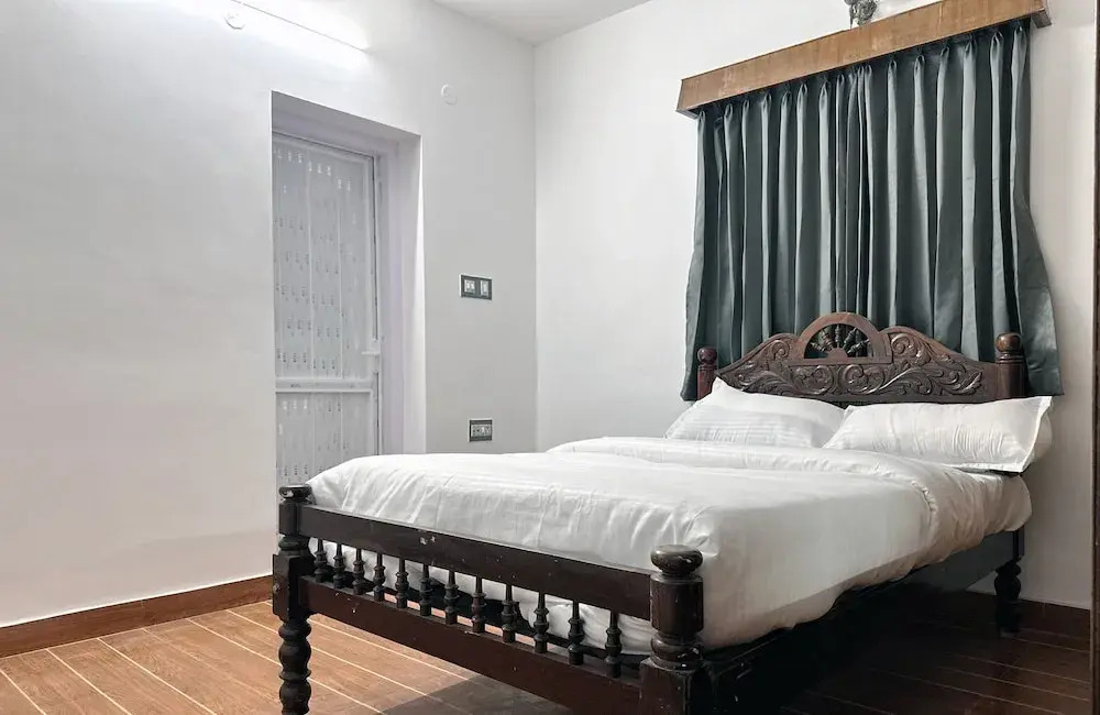 Travel & Stay