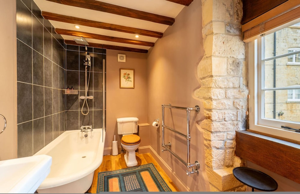 The Millstream 3 Bedroom in the Cotswolds