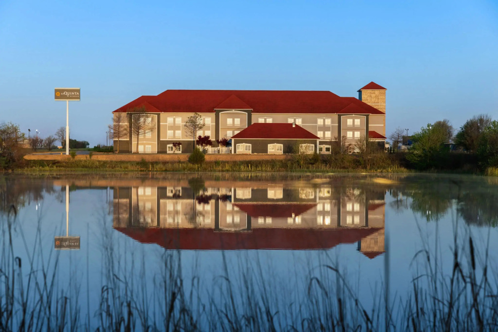 La Quinta by Wyndham Shawnee