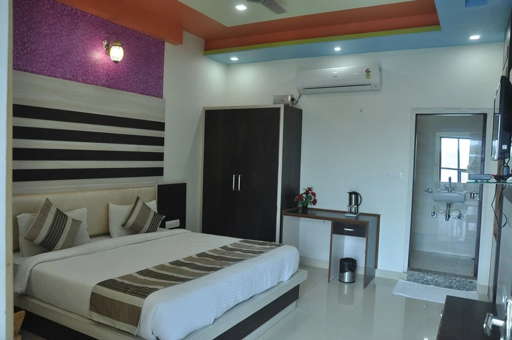 OYO 6893 Hotel Airport View