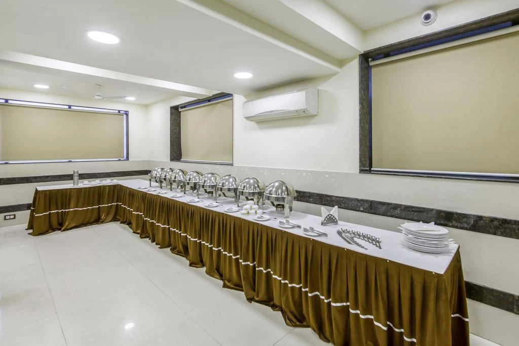 Townhouse 727 Hotel The Platinum