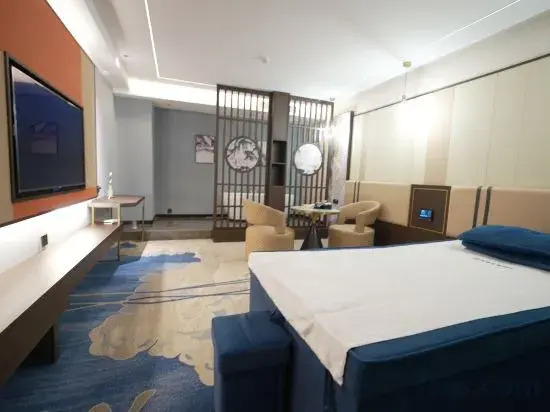 Qujing Qihui Intelligent Hotel (Qiqu Dreams Great World Branch)