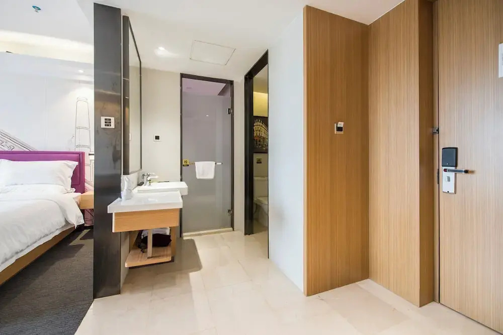 Yizhi flat (Guangzhou Zhujiang New Town Huashi Subway Station Branch)
