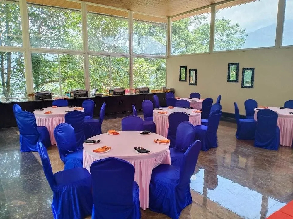 Vatika Himalayan Resort